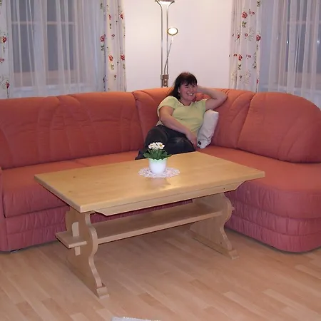 Ferienhaus Ehrenreith * 伊布斯河畔的戈斯特林